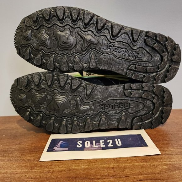 Reebok x Pleasures Classic Leather Trail Neon Mint Men's 9.5 NWOB H06244 - Picture 7 of 12